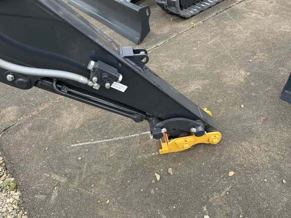 Image of John Deere 35P equipment image 4