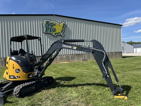 Image of John Deere 35P equipment image 1