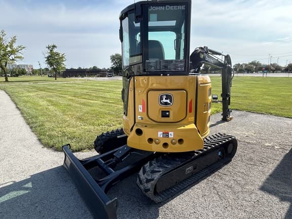 Image of John Deere 35P equipment image 3