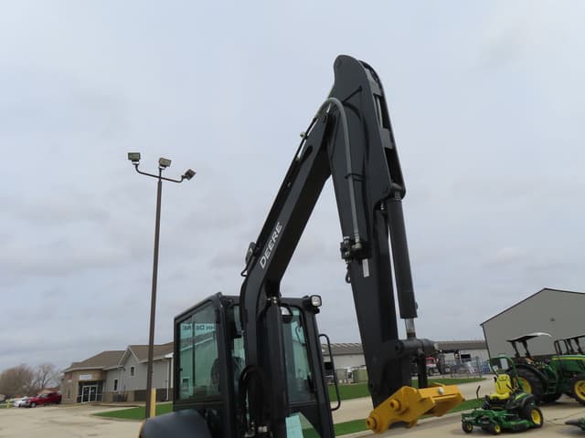 Image of John Deere 35P equipment image 2