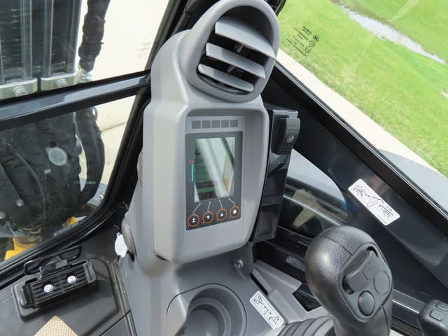 Image of John Deere 35P equipment image 4