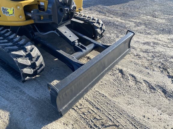 Image of John Deere 35P equipment image 3