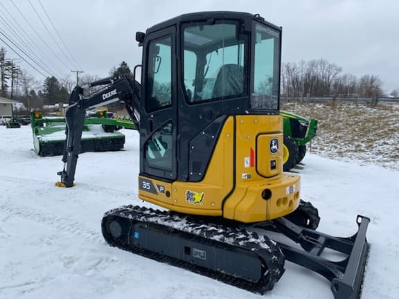 Image of John Deere 35P equipment image 1