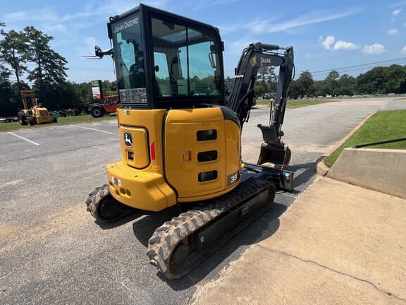 Image of John Deere 35P equipment image 4