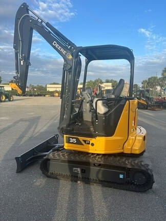 2026 John Deere 35P Equipment Image0