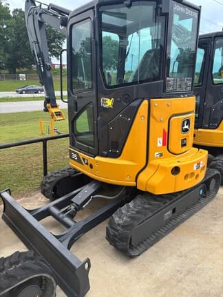 Image of John Deere 35P equipment image 2