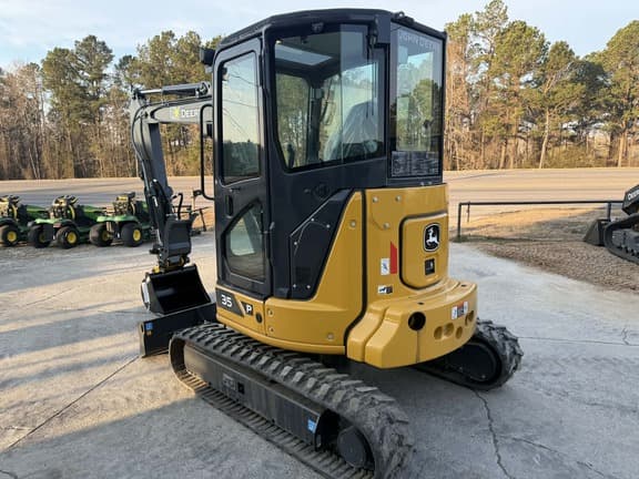 Image of John Deere 35P equipment image 4