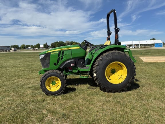 2026 John Deere 4044M Equipment Image0
