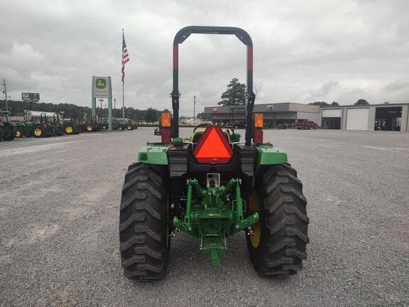 Image of John Deere 4044M equipment image 3