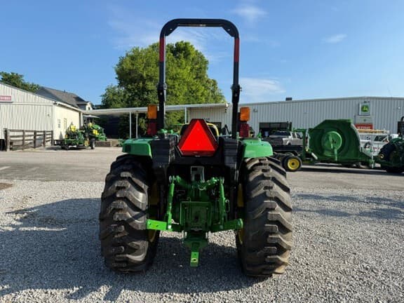 Image of John Deere 4044M equipment image 3