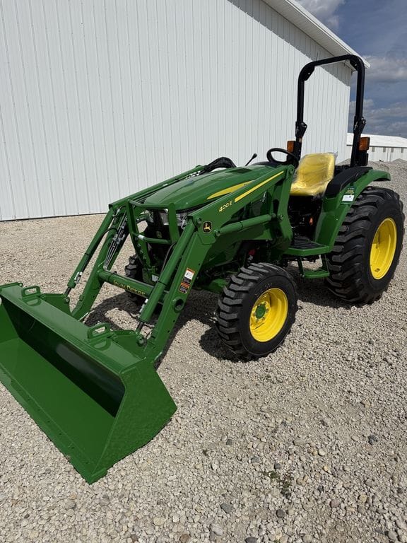2026 John Deere 4044M Equipment Image0