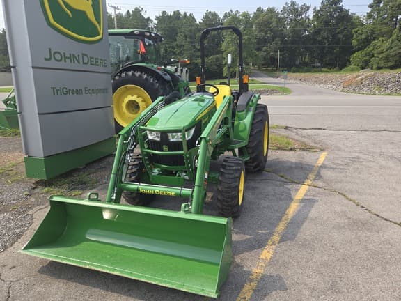 Image of John Deere 4044M equipment image 3
