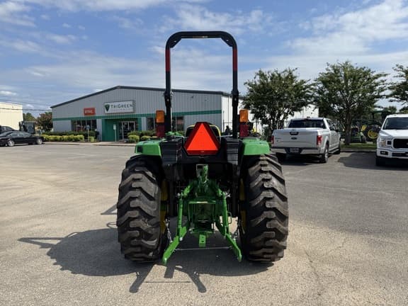 Image of John Deere 4044M equipment image 3