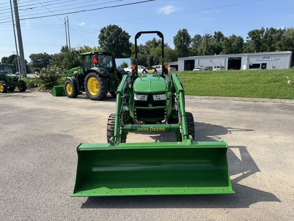 Image of John Deere 4044M equipment image 2