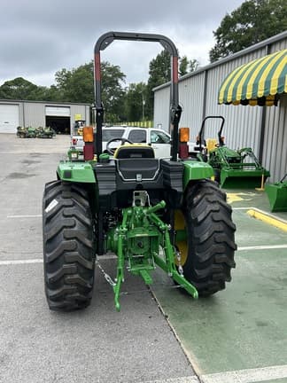 Image of John Deere 4044M equipment image 3