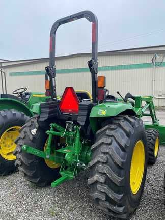Image of John Deere 4044M equipment image 3