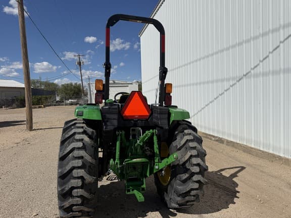 Image of John Deere 4044M equipment image 3