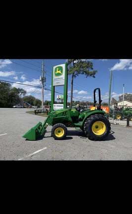 Image of John Deere 4044M equipment image 3