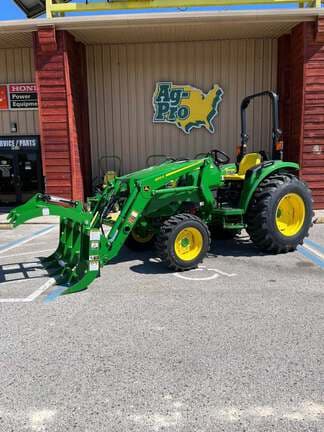 Main image John Deere 4044M