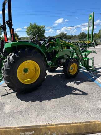 Image of John Deere 4044M equipment image 2