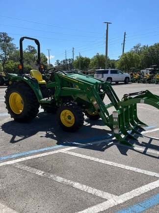 Image of John Deere 4044M equipment image 3