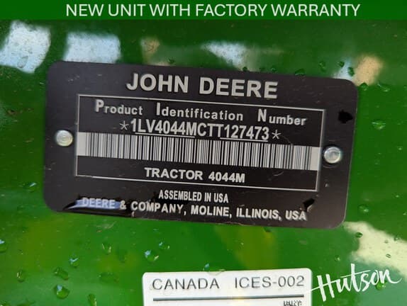 Image of John Deere 4044M equipment image 4