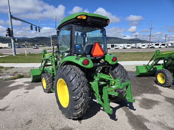 Image of John Deere 4044R equipment image 2