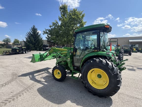 Image of John Deere 4044R equipment image 2