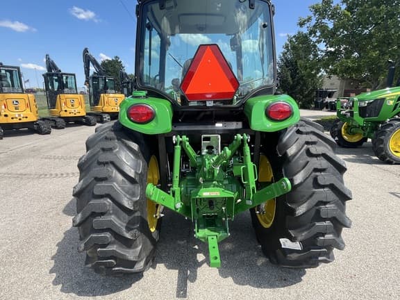 Image of John Deere 4044R equipment image 3