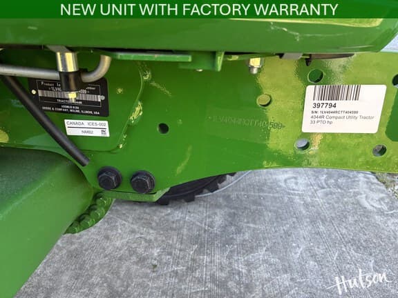 Image of John Deere 4044R equipment image 4