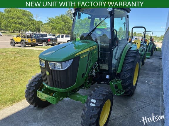 Image of John Deere 4044R equipment image 1