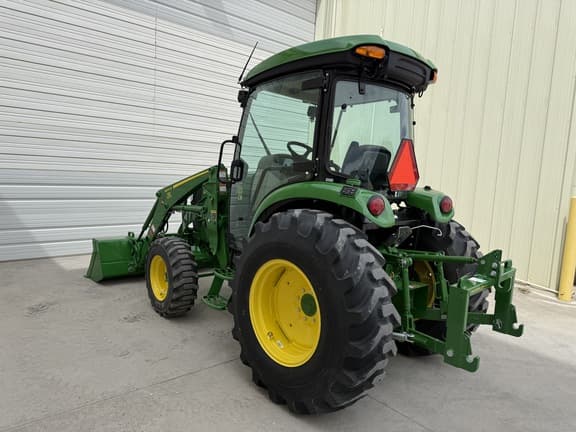 Image of John Deere 4044R equipment image 2