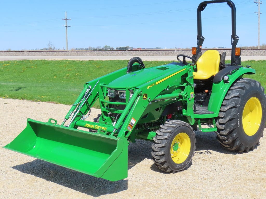 2026 John Deere 4044R Equipment Image0