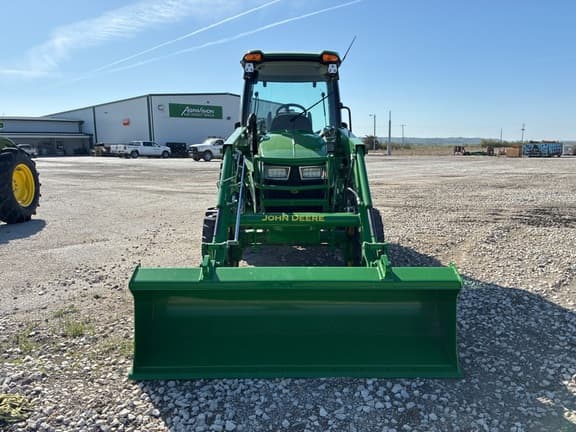 Image of John Deere 4044R equipment image 1