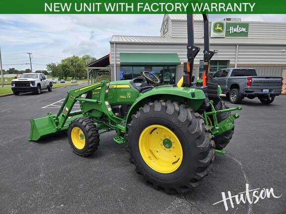 Image of John Deere 4052M equipment image 2