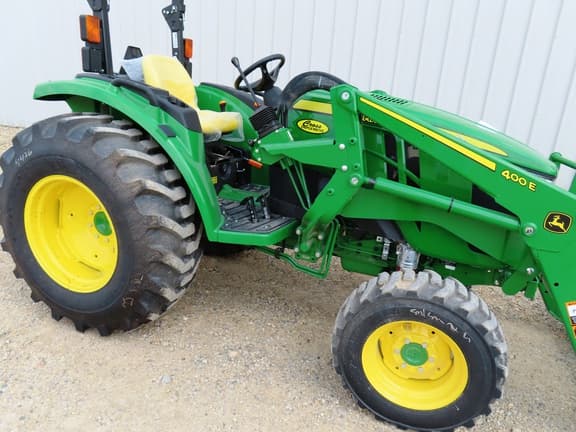 Image of John Deere 4052M equipment image 2