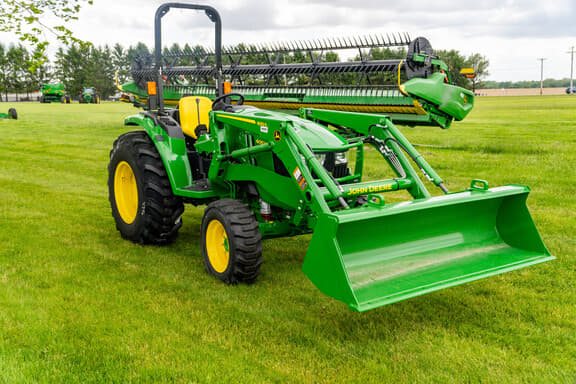 Image of John Deere 4052M equipment image 1
