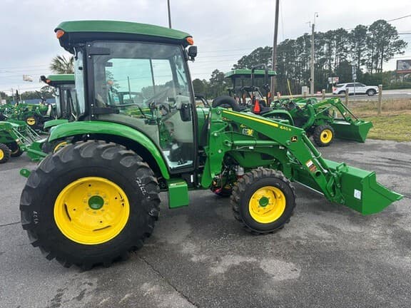 Image of John Deere 4052R Primary image