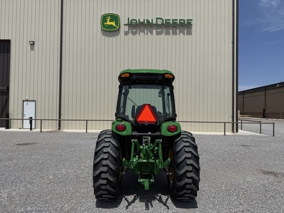 Image of John Deere 4052R equipment image 3