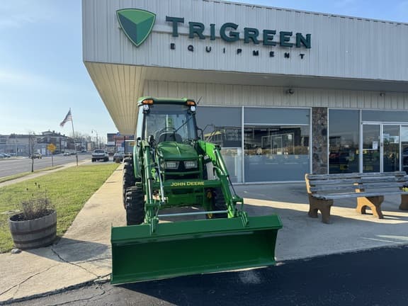 Image of John Deere 4052R equipment image 1