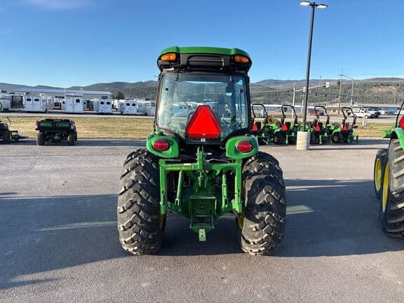 Image of John Deere 4052R equipment image 3