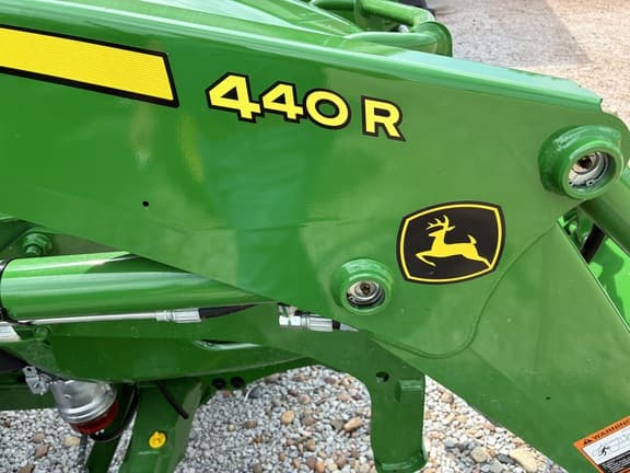 Image of John Deere 4052R equipment image 2
