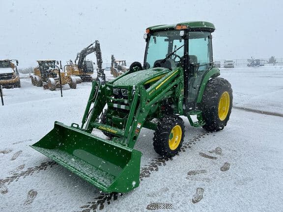 Image of John Deere 4052R Primary image