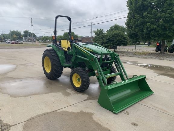 2026 John Deere 4066M Equipment Image0
