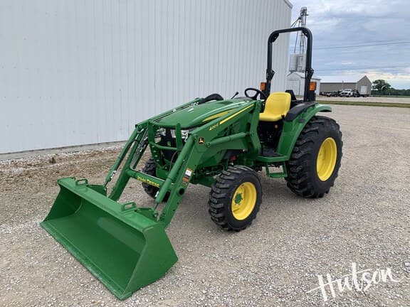 Image of John Deere 4066M equipment image 1