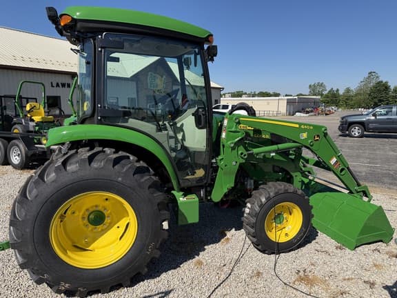 Image of John Deere 4066R equipment image 4