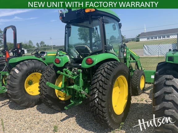 Image of John Deere 4066R equipment image 3