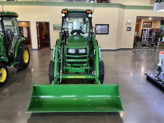 Image of John Deere 4066R equipment image 1