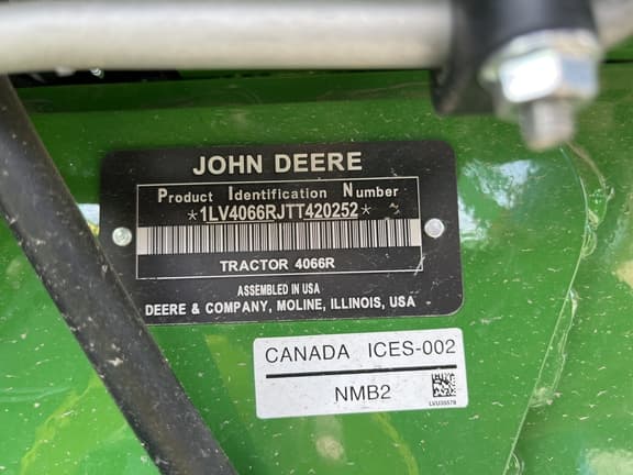 Image of John Deere 4066R equipment image 2