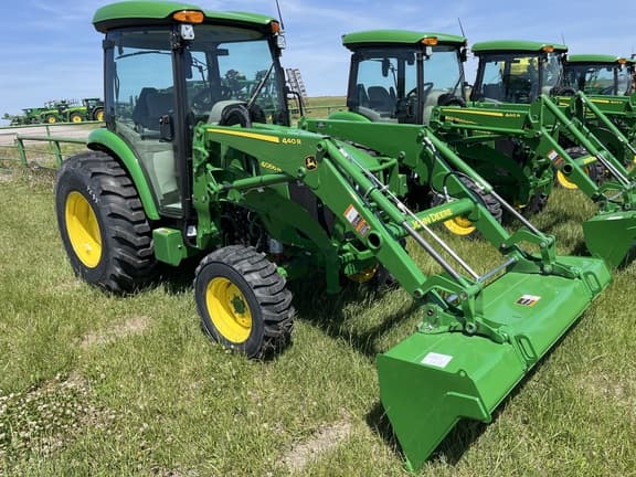 Image of John Deere 4066R Primary image